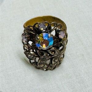 Vintage Gold-Toned Ring with Intricate Detailing